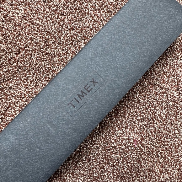 Timex watch - Picture 8 of 8